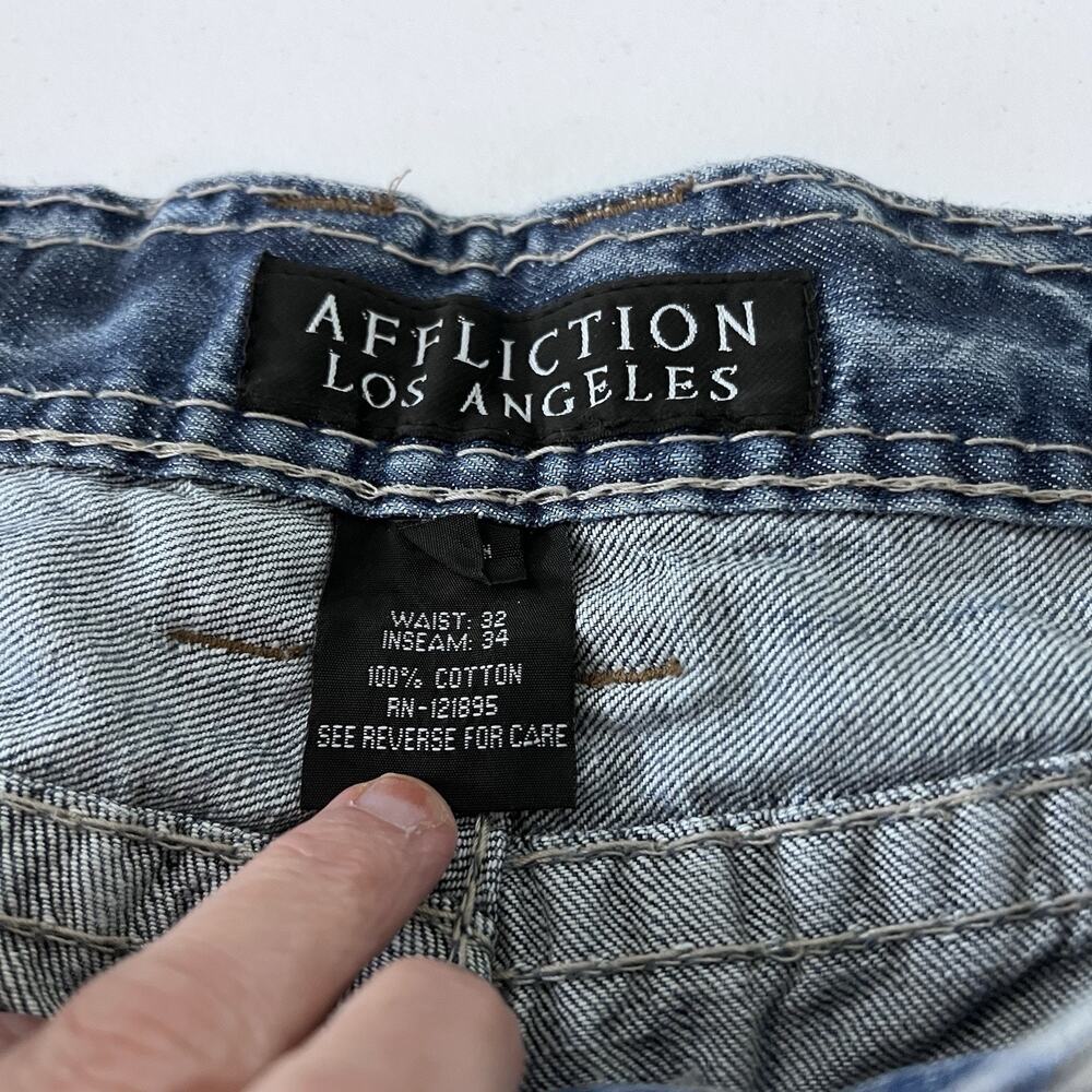 Affliction Mens Jeans Cooper 32 Long Relaxed Boot Cross Patches Blue Wash Y2K LA - Picture 6 of 14
